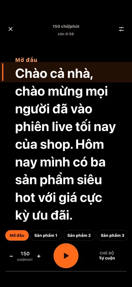Ảnh chụp máy nhắc chữ của Talkzy bằng tiếng Việt: kịch bản livestream, dòng đang đọc trong dải màu cam, thời gian còn lại ở trên cùng
